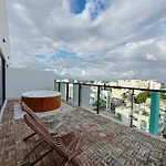 New & Equipped Apartment Steps From The Beach With Pool Jacuzzi By Yeah
